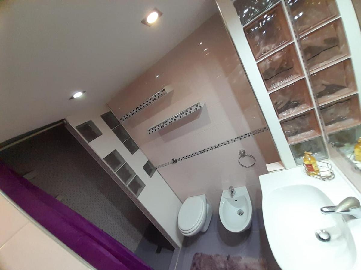 Willa First House Brindisi Zewnętrze zdjęcie